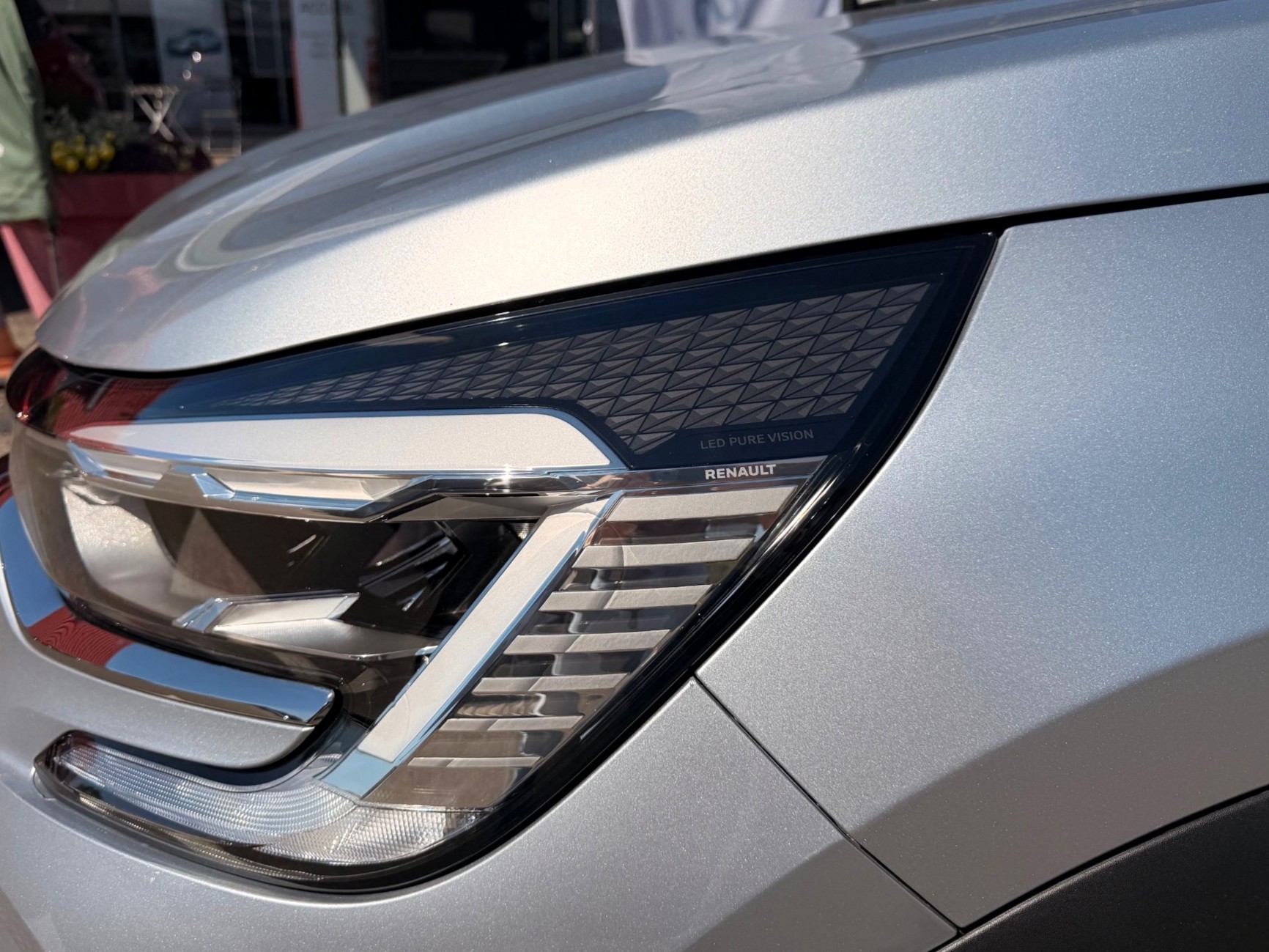 
								RENAULT Captur 1.6 E-Tech Hybride rechargeable 160 ZEN full									