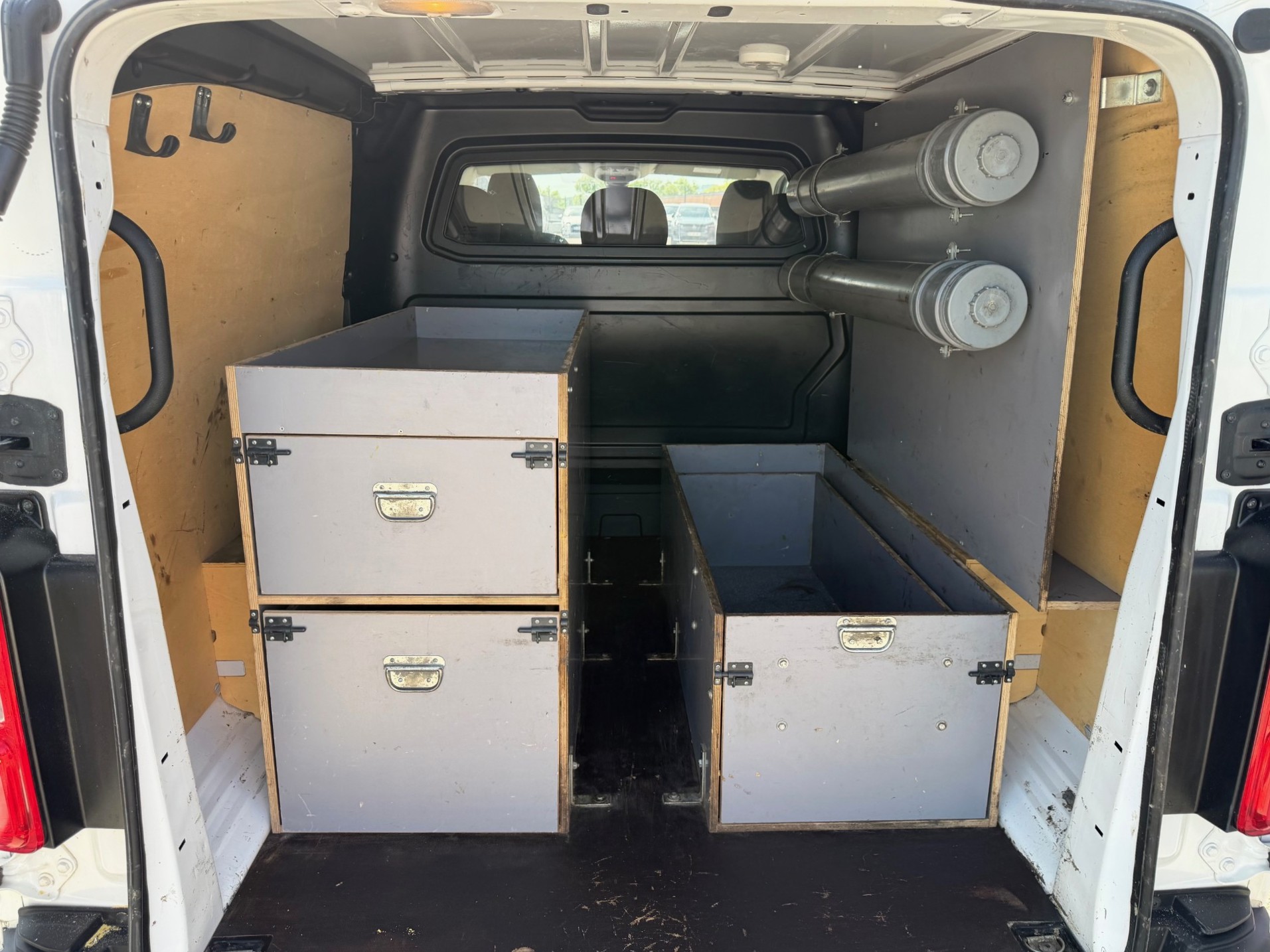 
								Jumpy Cabine Approfondie XL 2.0 BlueHDi 120 BVM6 Club 340Nm 6 places full									