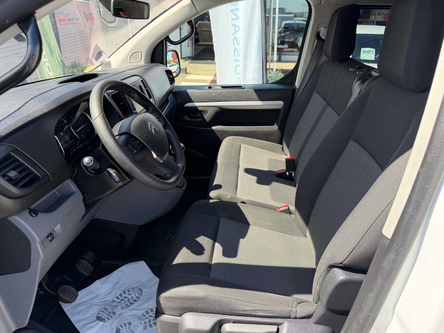 
								Jumpy Cabine Approfondie XL 2.0 BlueHDi 120 BVM6 Club 340Nm 6 places full									