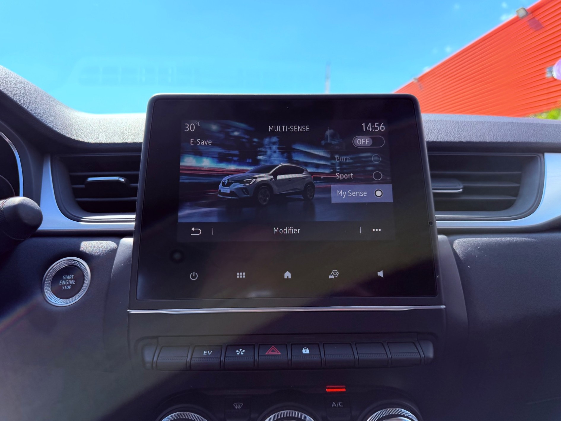 
								RENAULT Captur 1.6 E-Tech Hybride rechargeable 160 ZEN full									