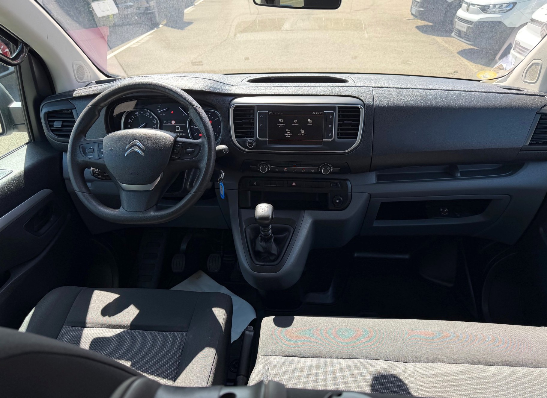 
								Jumpy Cabine Approfondie XL 2.0 BlueHDi 120 BVM6 Club 340Nm 6 places full									