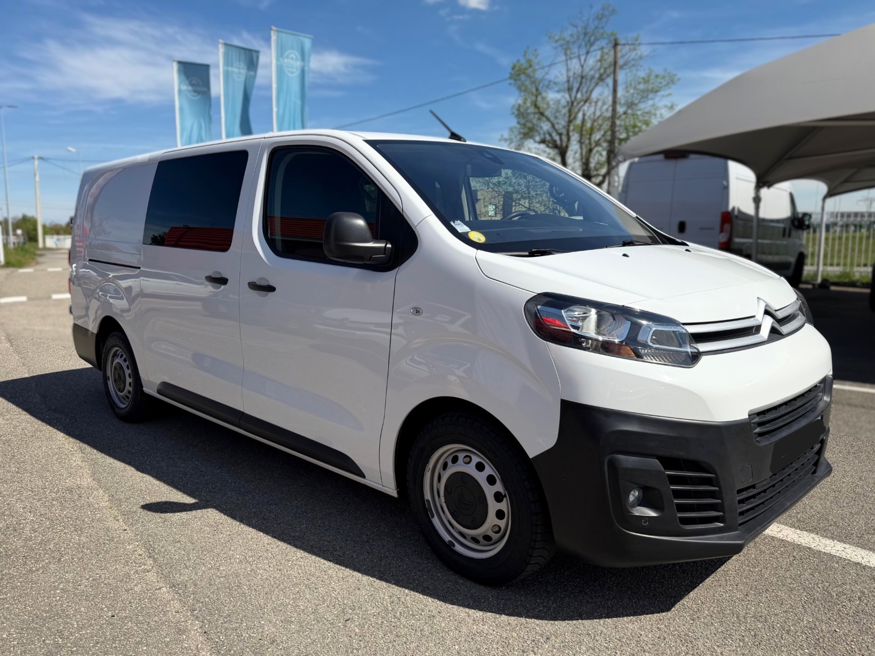 
								Jumpy Cabine Approfondie XL 2.0 BlueHDi 120 BVM6 Club 340Nm 6 places full									