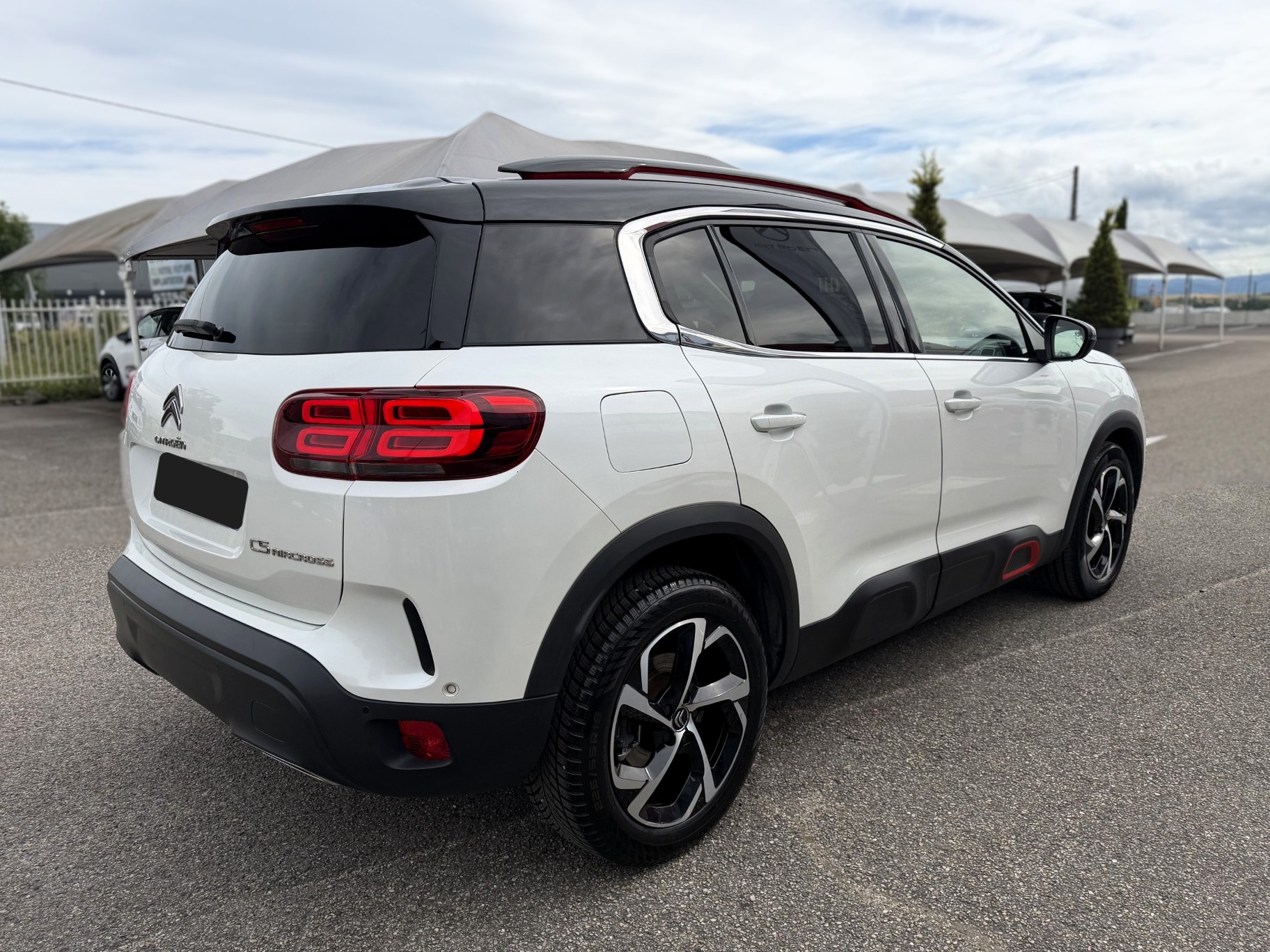 
								C5 Aircross BlueHDi 130 EAT8 SHINE full									