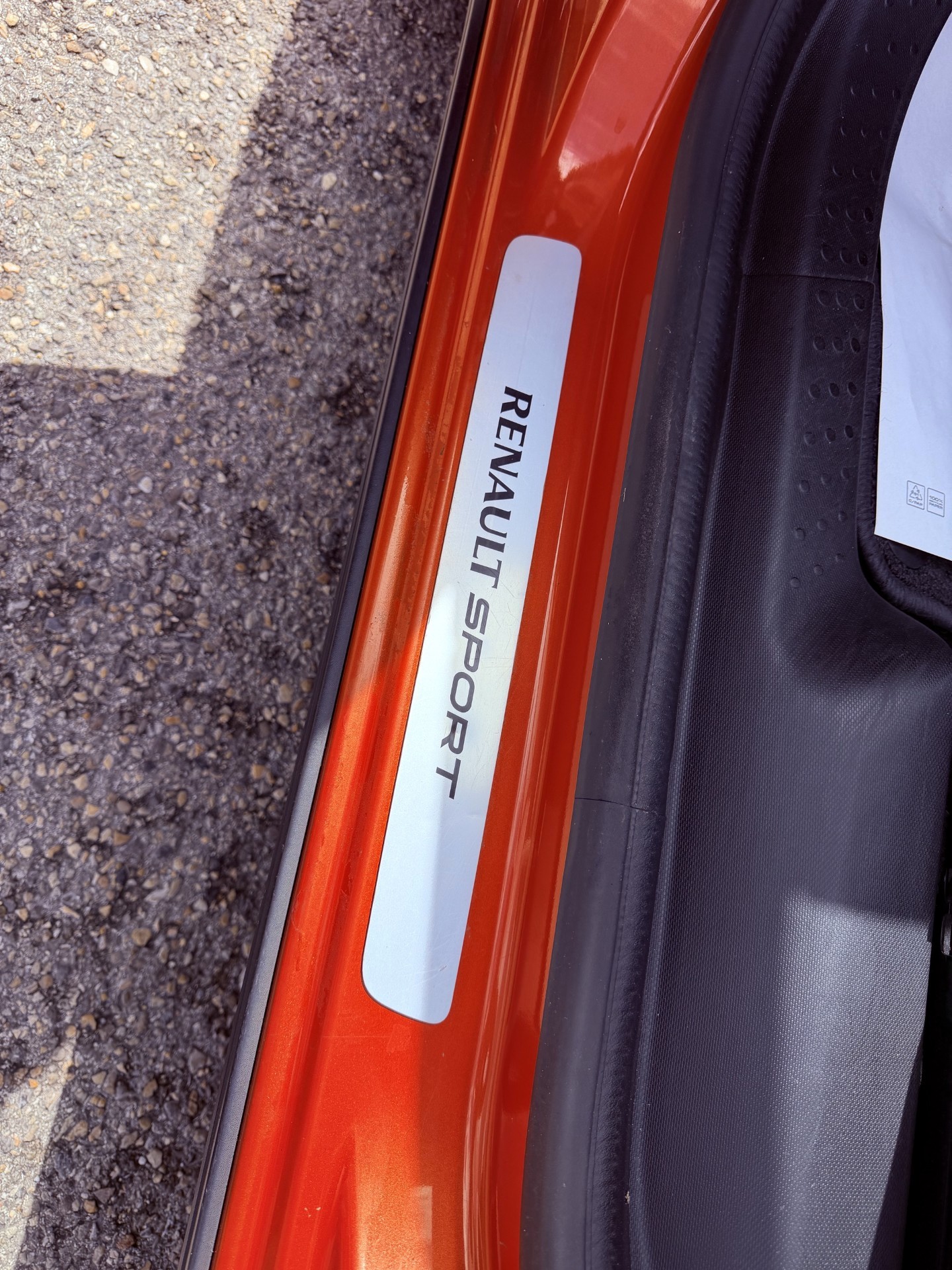 
								Twingo 0.9 TCe 110ch GT EDC Renault Sport full									