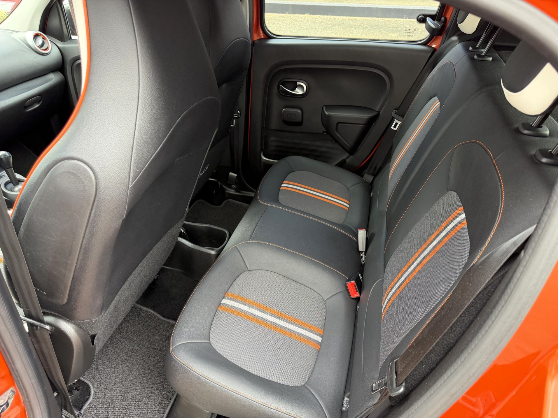 
								Twingo 0.9 TCe 110ch GT EDC Renault Sport full									