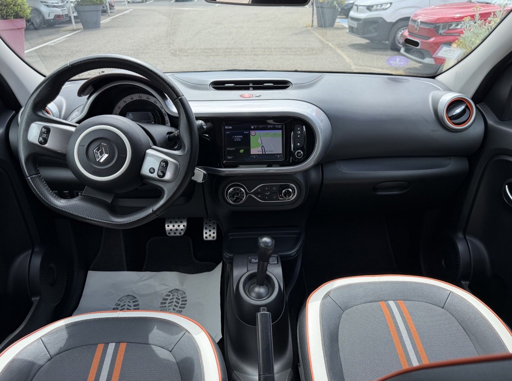 
								Twingo 0.9 TCe 110ch GT EDC Renault Sport full									