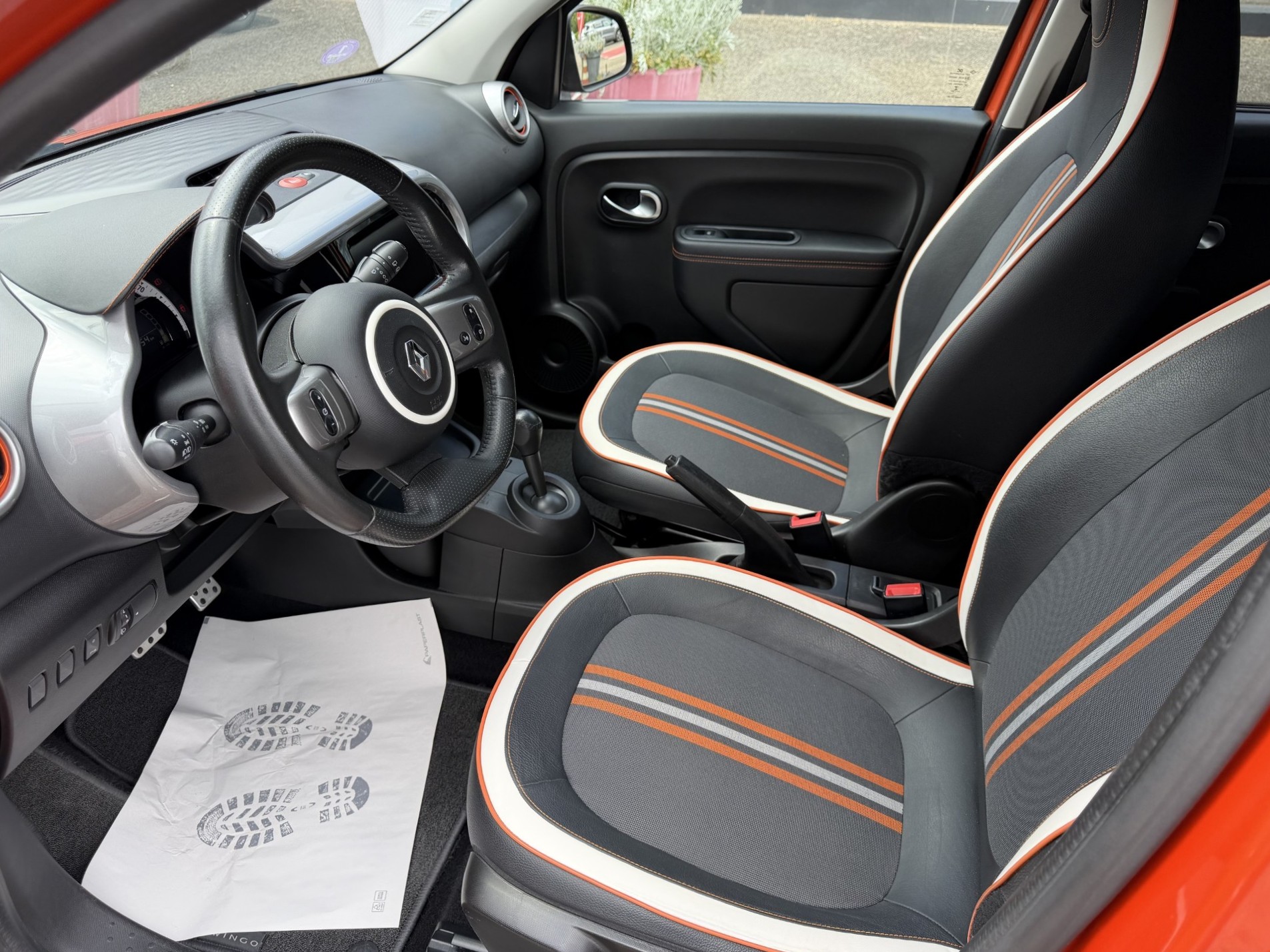
								Twingo 0.9 TCe 110ch GT EDC Renault Sport full									